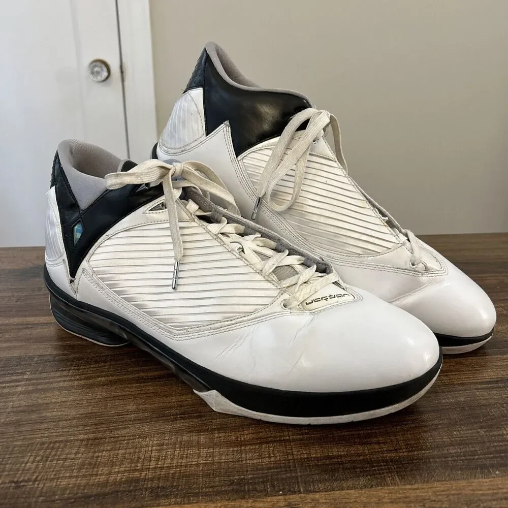 Jordan 2009 White Metallic Silver Men’s‎ Sneakers Shoes Size 17